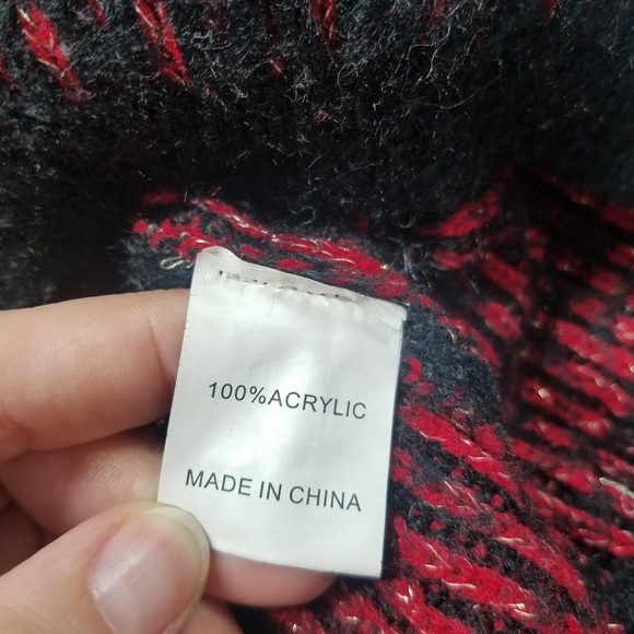 Fuzzy Red and Black Heart Sweater - Picture 5 of 5